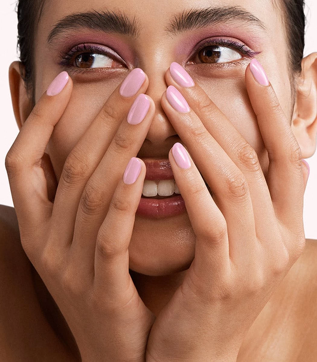 Pink Gellac - Pleasant Pearl - Gellak - Vegan - Roze - Parel Finish - 15 Ml 6 Pink Gellac - Pleasant Pearl - Gellak - Vegan - Roze - Parel Finish - 15 Ml - Afbeelding 4