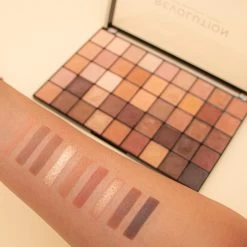 Makeup Revolution - Maxi Reloaded Palette - Nudes - Oogschaduw -Beauty Verkoop 1200x1200 482