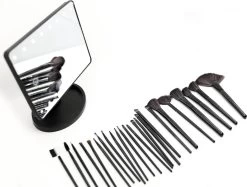 De Ultieme Make-up Ervaring: Cosmetische Spiegel Met 16 LED's En Set Van 24 Professionele Make-up Kwasten - Perfect Voor Een Vlekkeloze En Verlichte Look! Spiegel - Kwasten - Make-up Kwasten - Make-up Spiegel - Verlichting - LED - -Beauty Verkoop 1200x908