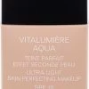 Chanel Vitalumiere Aqua Foundation - 30 Beige - SPF15 - 30 Ml -Beauty Verkoop 597x1200