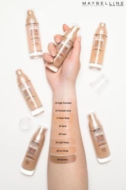 Maybelline Dream Radiant Liquid - 45 Light Honey - Foundation Geschikt Voor De Droge Huid Met Hyaluronzuur - 30 Ml -Beauty Verkoop 800x1200 4