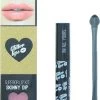 Beauty Blvd Glitter Lips Skinny Dip 3 Piece Gift Set: Gloss Bond 3.5ml - Glitter 3g - Lip Brush 1 Beauty Blvd Glitter Lips Skinny Dip 3 Piece Gift Set: Gloss Bond 3.5ml - Glitter 3g - Lip Brush -Beauty Verkoop 915x1200